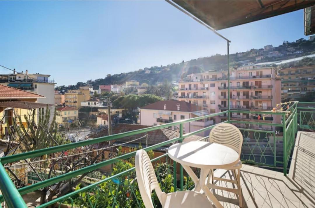 Casa Sanremo Tiziano Parking Gratis Spiaggia 15 Minuti A Piedi Exterior photo